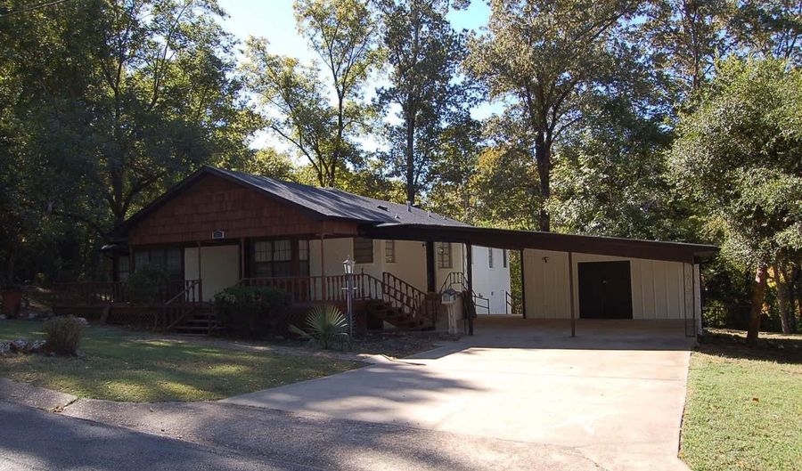 504 McCright St, Benton, AR 72015 - 3 Beds, 2 Bath