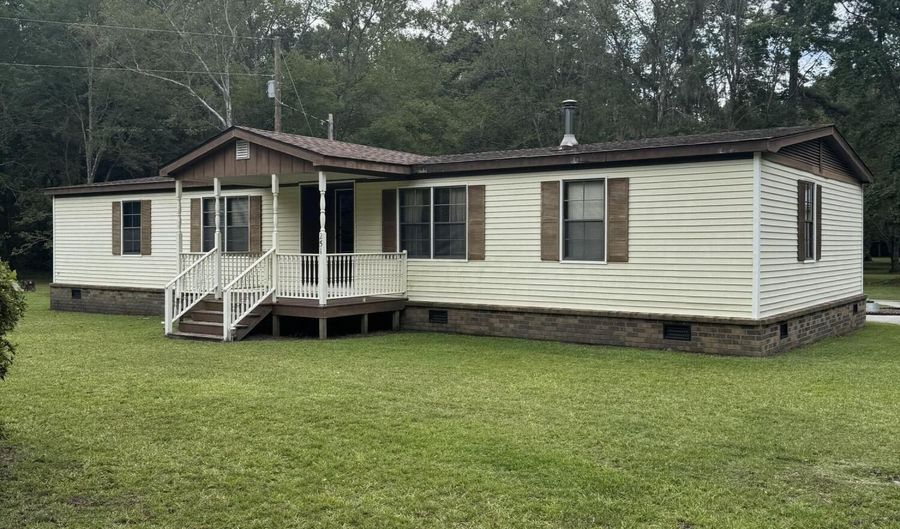 251 Windwood Ln, Moncks Corner, SC 29461 - 3 Beds, 2 Bath