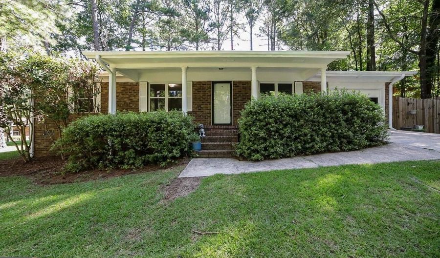 105 Round Table, Athens, GA 30606 - 3 Beds, 2 Bath
