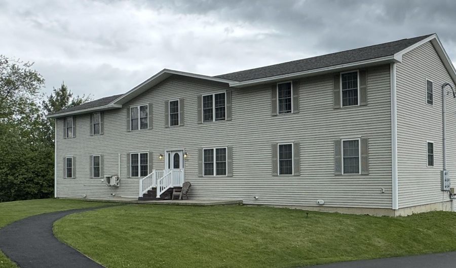 541 Kenduskeag Ave, Bangor, ME 04401 - 2 Beds, 2 Bath