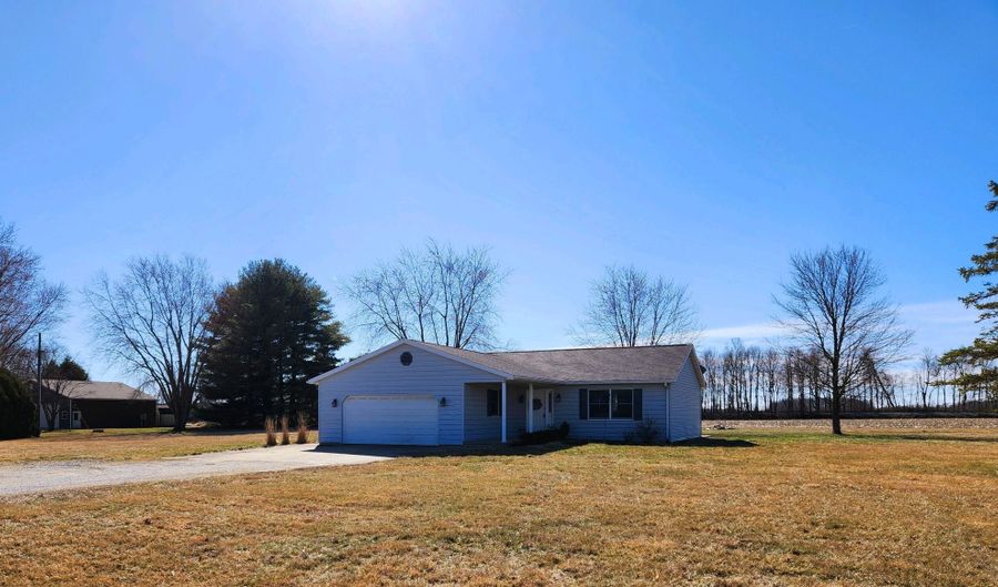 27044 State Road 46 W, Batesville, IN 47006 - 3 Beds, 2 Bath