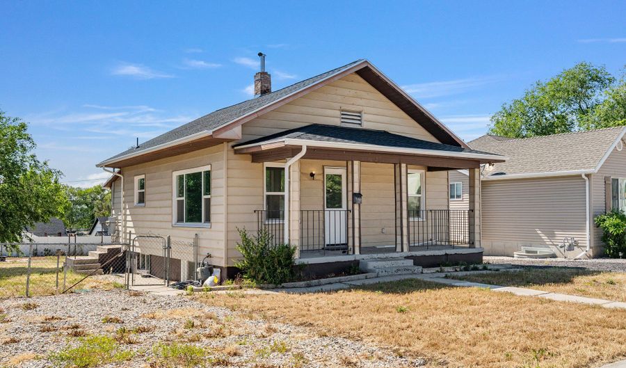 27 N 500 W, Brigham City, UT 84302 - 3 Beds, 2 Bath