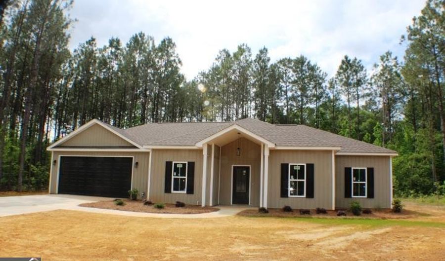 240 Wexford Ct, Dublin, GA 31021 - 4 Beds, 2 Bath