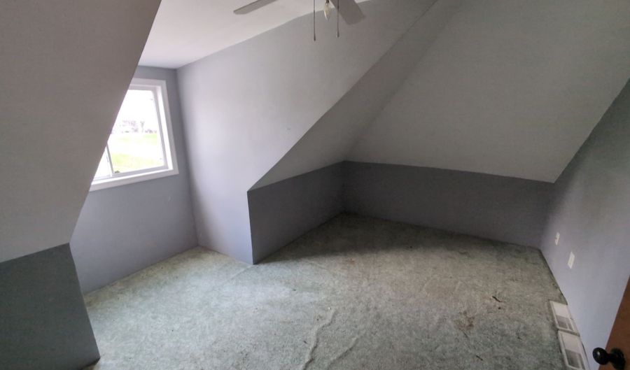 421 S 8th St, Albia, IA 52531 - 4 Beds, 1 Bath