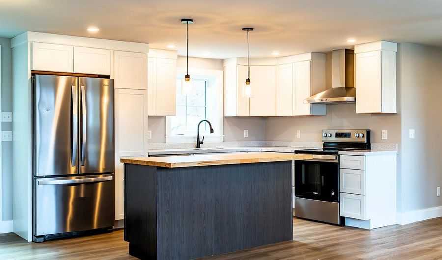 162 Waldo Ave, Belfast, ME 04915 - 4 Beds, 2 Bath