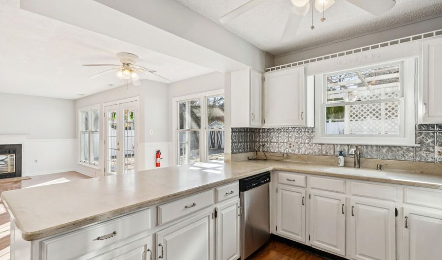 107 Spruce Cir N, Barnegat, NJ 08005 - 4 Beds, 2 Bath