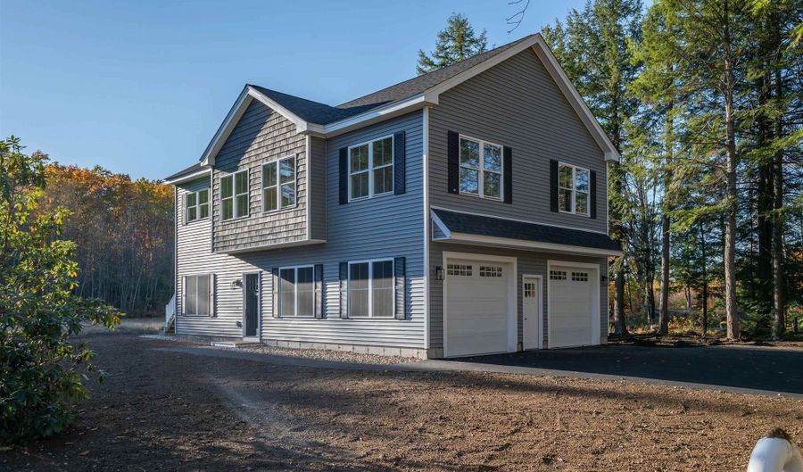 28 Dalton Dr, Barnstead, NH 03225 - 3 Beds, 2 Bath