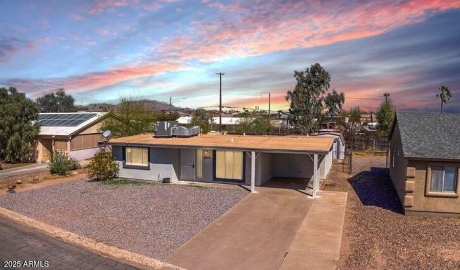 9310 W SANTA CRUZ Blvd, Arizona City, AZ 85123 - 2 Beds, 1 Bath