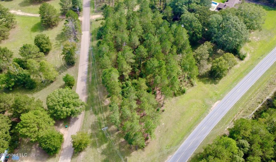 2423 A SE Lincoln Rd, Brookhaven, MS 39601 - 0 Beds, 0 Bath