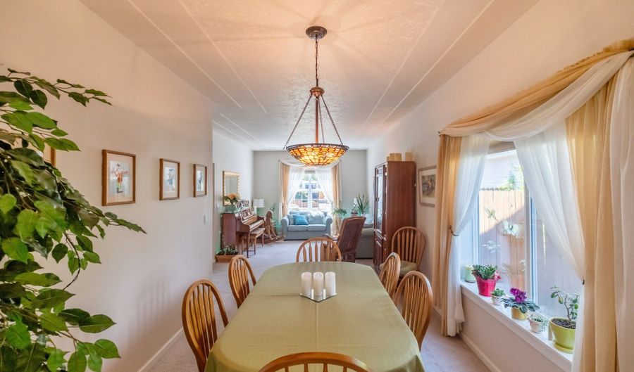 4697 CARIBOU Dr, Albany, OR 97321 - 3 Beds, 2 Bath