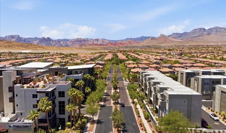 1124 Prospering Creek St, Las Vegas, NV 89135 - 3 Beds, 5 Bath