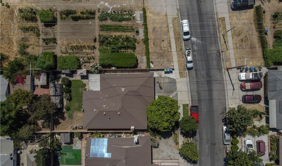 13524 Chase St, Arleta, CA 91331 - 4 Beds, 2 Bath