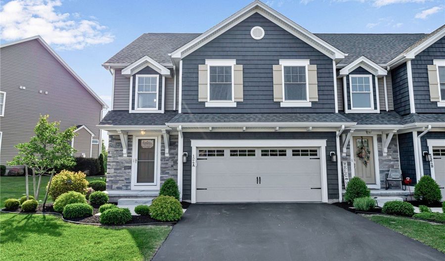 124 Northill Dr A, Amherst, NY 14221 - 2 Beds, 3 Bath