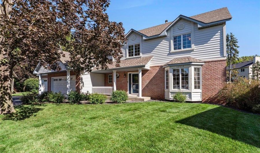 13939 Davy Ct, Rosemount, MN 55068 - 4 Beds, 3 Bath