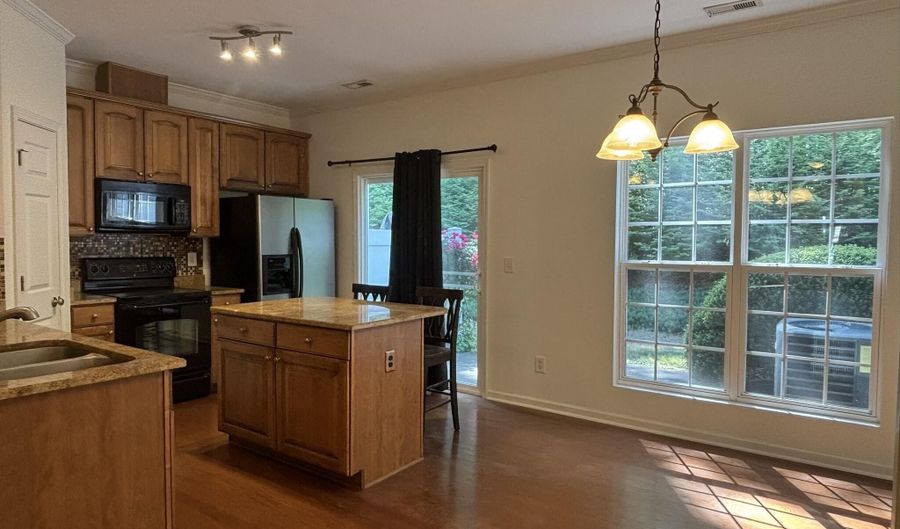 318 Anterbury Dr, Apex, NC 27502 - 2 Beds, 3 Bath