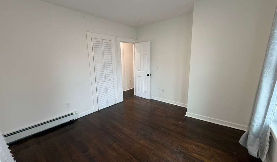 33 Marion St 1St Fl., Bridgeport, CT 06606 - 2 Beds, 1 Bath