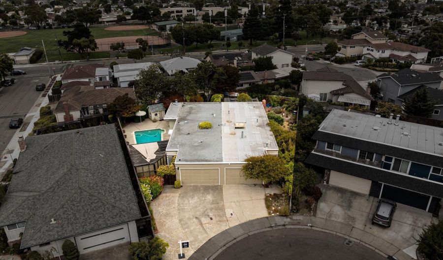 310 Court St, Alameda, CA 94501 - 3 Beds, 2 Bath