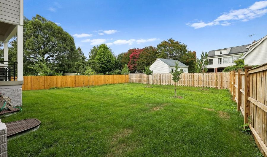 735 N GEORGE MASON Dr, Arlington, VA 22203 - 7 Beds, 8 Bath
