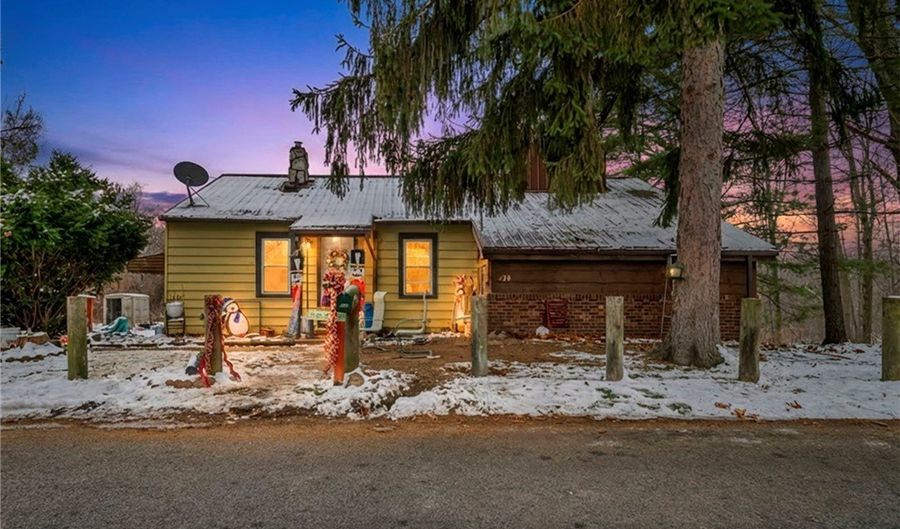 428 Canova Dr, Akron, OH 44319 - 3 Beds, 2 Bath