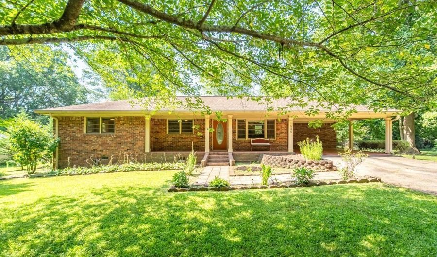 1545 Virginia Pl, Austell, GA 30168 - 3 Beds, 2 Bath