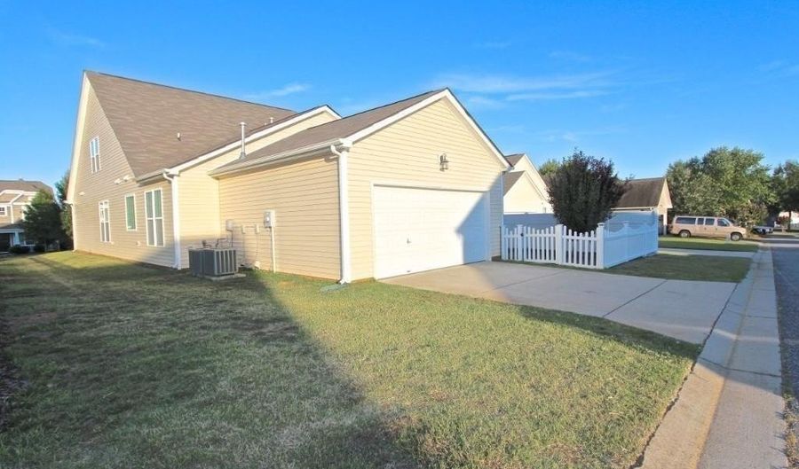 185 Parkview Ln, Advance, NC 27006 - 4 Beds, 3 Bath