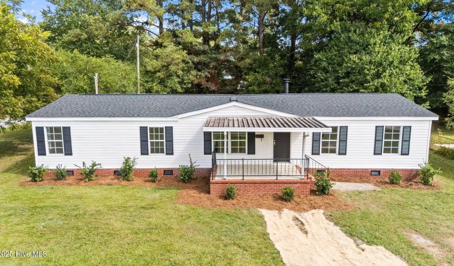 4325 Martin Luther King Jr St, Ayden, NC 28513 - 4 Beds, 2 Bath
