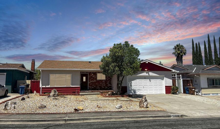 2924 Ventura Ct, Antioch, CA 94509 - 4 Beds, 2 Bath