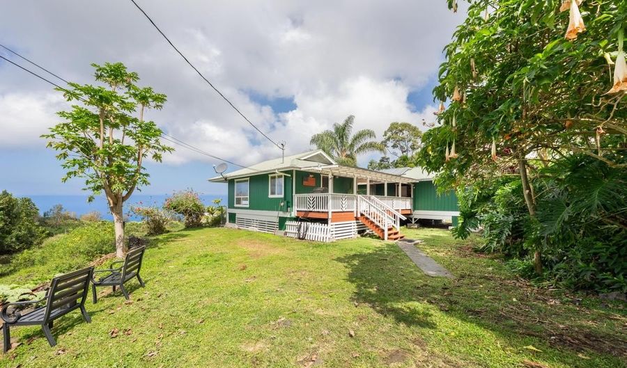89-725 AINA LANI Pl, Captain Cook, HI 96704 - 2 Beds, 2 Bath