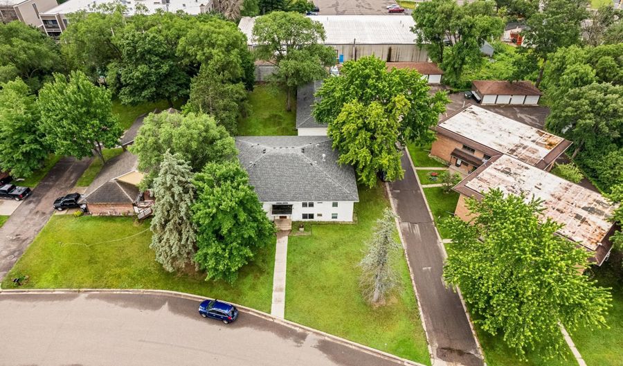 752 Southview Dr, Anoka, MN 55303 - 0 Beds, 0 Bath