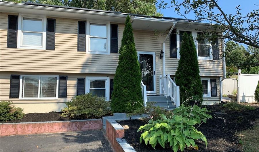 130 Celentano Dr, Naugatuck, CT 06770 - 4 Beds, 2 Bath