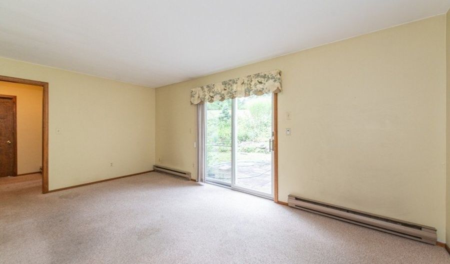 31 Mulford Rd, Andover, NJ 07848 - 3 Beds, 2 Bath