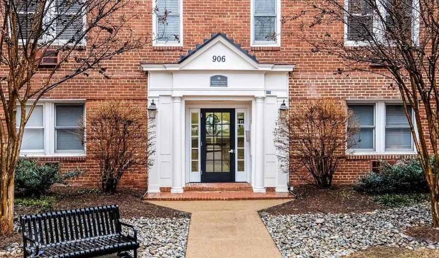 906 S WASHINGTON St 107, Alexandria, VA 22314 - 0 Beds, 1 Bath