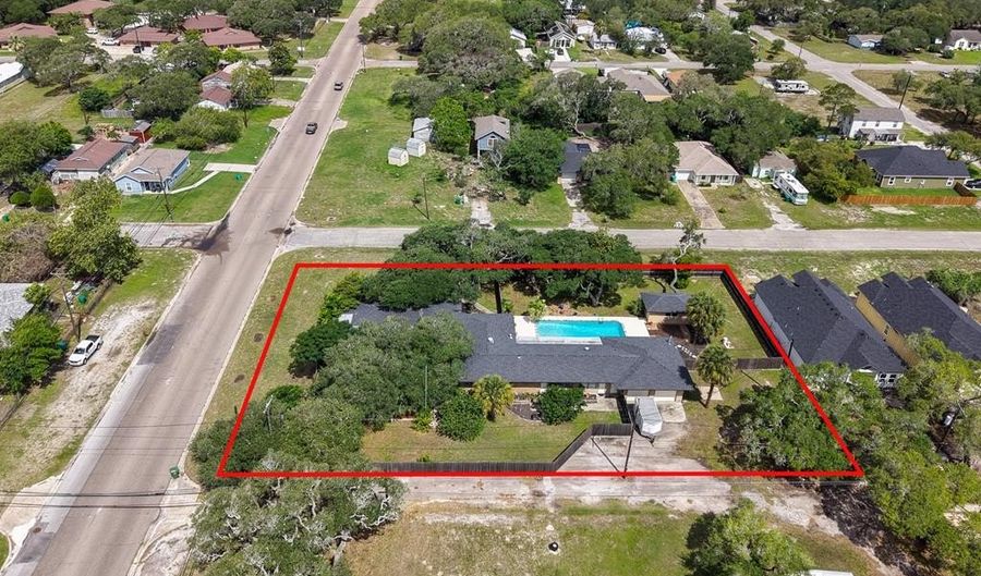 1059 S MCCAMPBELL St, Aransas Pass, TX 78336 - 4 Beds, 3 Bath