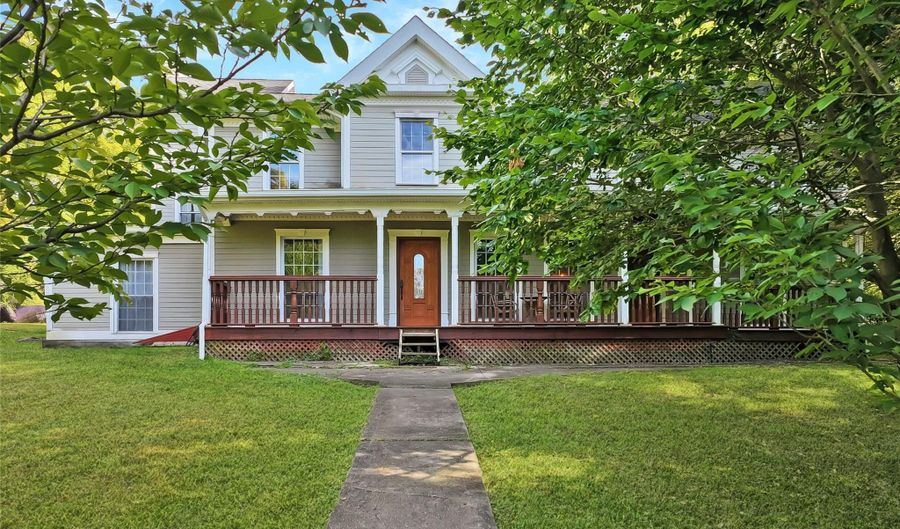 10 Stagecoach Ln, Amenia, NY 12501 - 4 Beds, 2 Bath