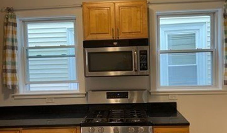 30 Sudan 2, Boston, MA 02125 - 4 Beds, 1 Bath