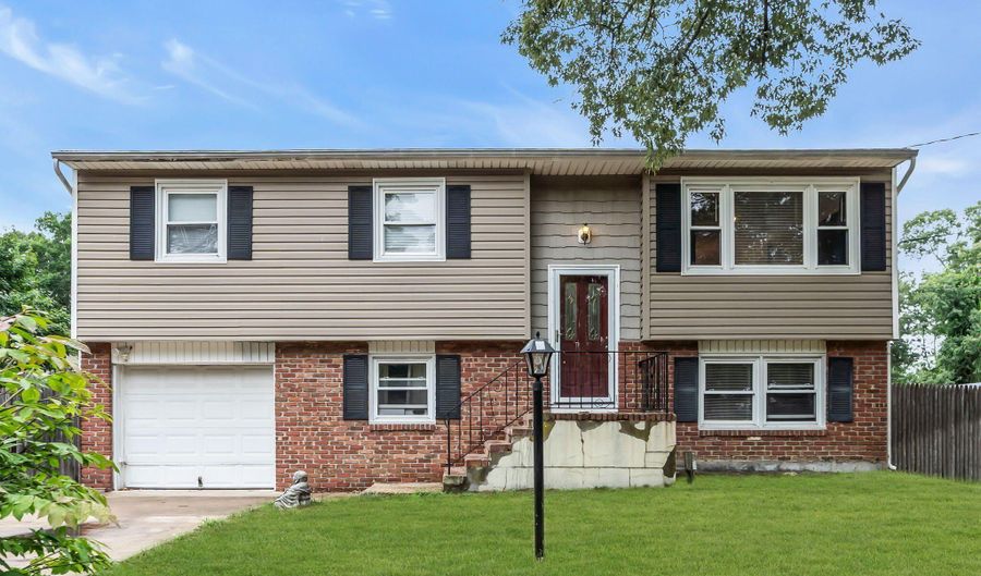 239 Cape May Ave, Bayville, NJ 08721 - 4 Beds, 2 Bath