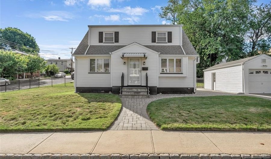 1 Austin St, Belleville, NJ 07109 - 2 Beds, 2 Bath