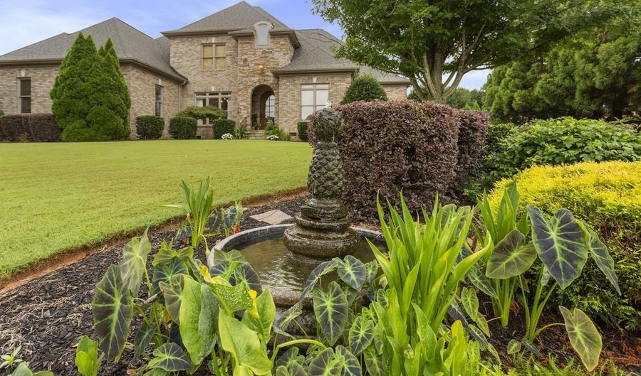 104 Harlond Dr, Anderson, SC 29621 - 5 Beds, 6 Bath