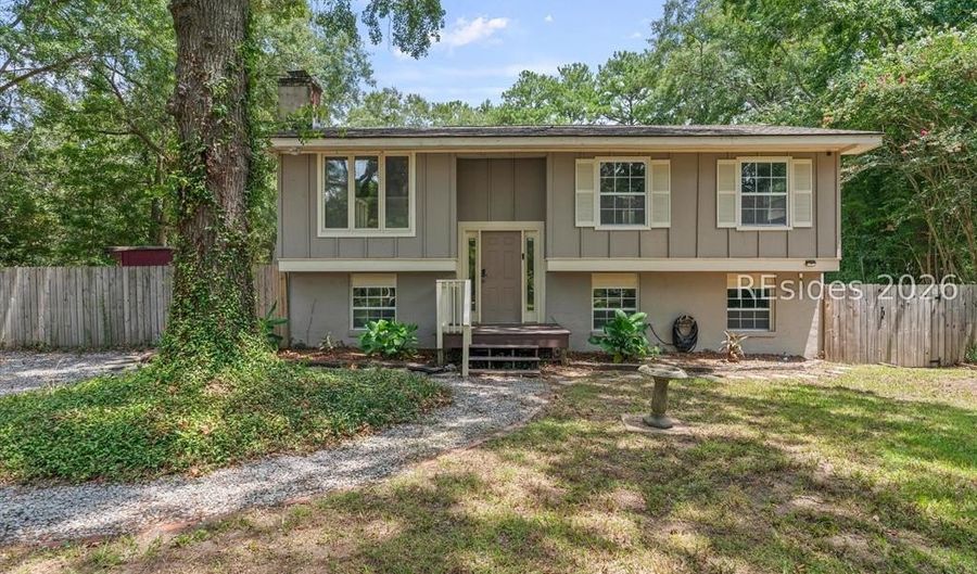 4309 Pinewood Cir, Beaufort, SC 29906 - 4 Beds, 3 Bath