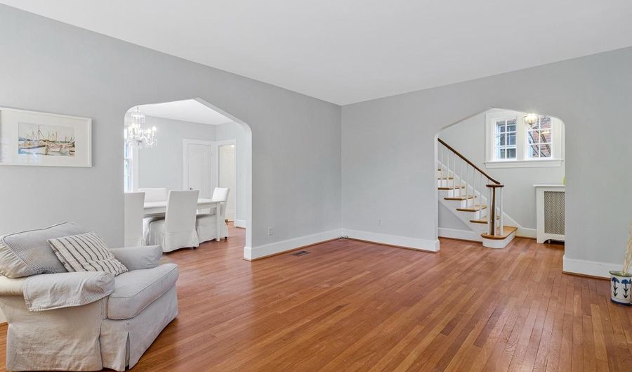 5334 NEBRASKA Ave NW, Washington, DC 20015 - 4 Beds, 4 Bath