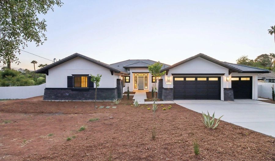 2745 Alexander Dr, Escondido, CA 92029 - 4 Beds, 4 Bath