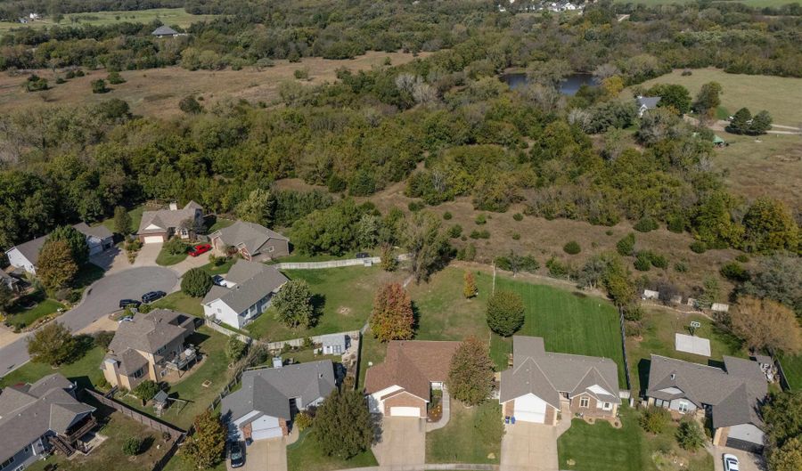 318 W Tuscany, Andover, KS 67002 - 4 Beds, 3 Bath