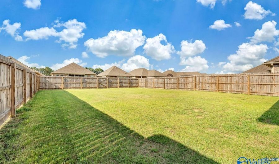 26191 Cold Creek Dr, Athens, AL 35613 - 3 Beds, 2 Bath