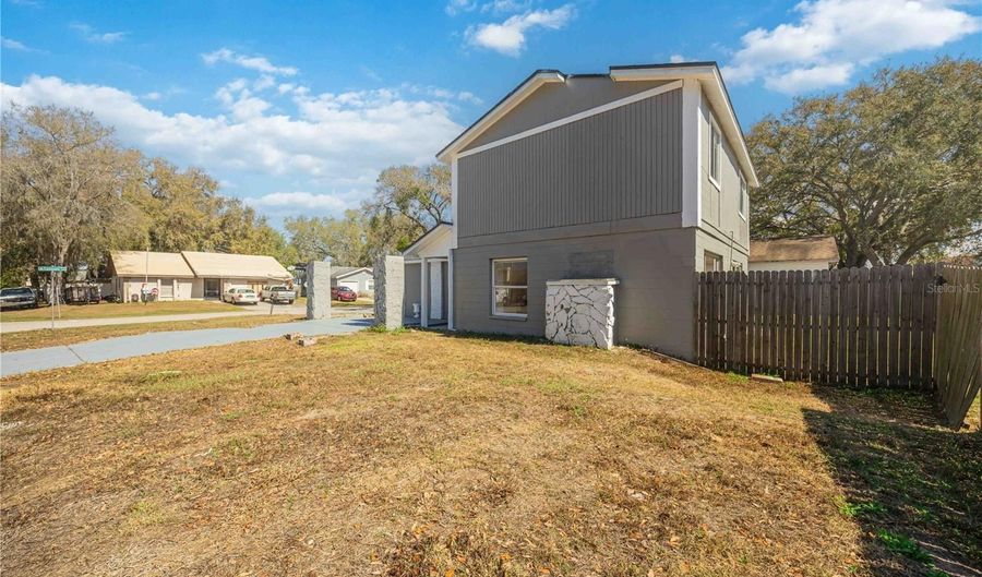 1675 SAILPOINT Dr, Bartow, FL 33830 - 3 Beds, 3 Bath
