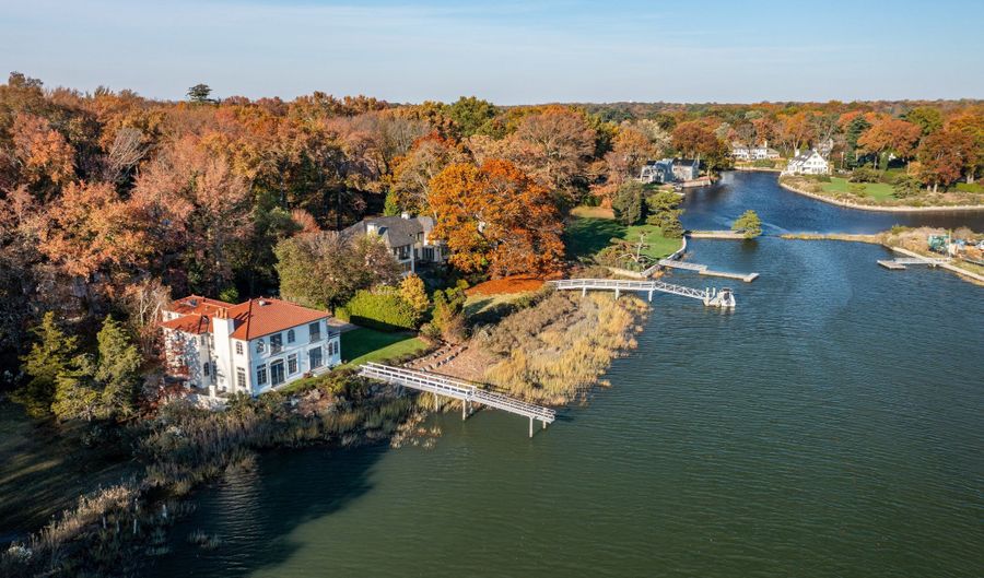 12 Runkenhage Rd, Darien, CT 06820 - 3 Beds, 4 Bath