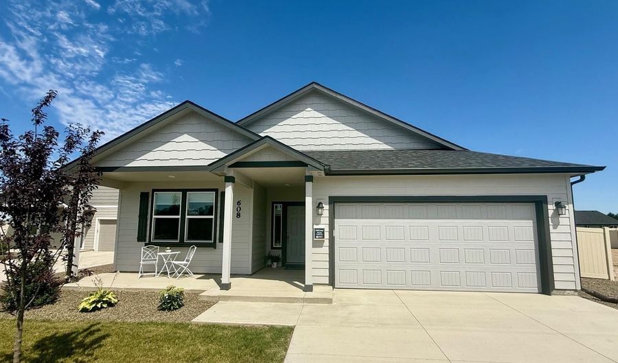608 Correa Way, Caldwell, ID 83605 - 3 Beds, 2 Bath