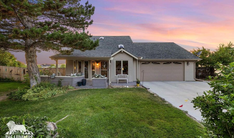 1664 Begonia, Casper, WY 82604 - 3 Beds, 4 Bath
