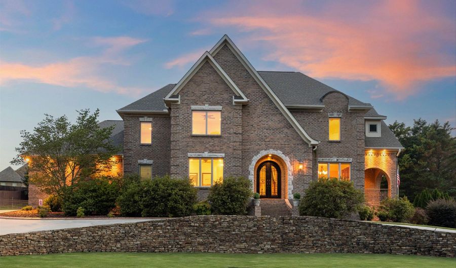 23262 Founders Cir, Athens, AL 35613 - 5 Beds, 5 Bath