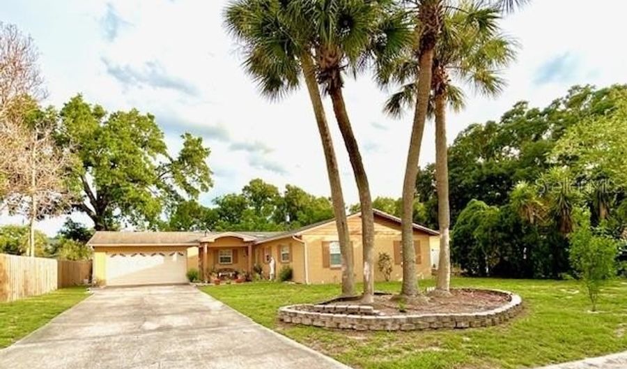 650 SHERWOOD Dr, Altamonte Springs, FL 32701 - 3 Beds, 2 Bath