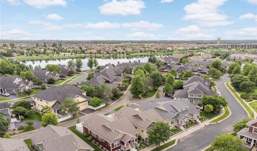 15590 Duck Trail Ln, Apple Valley, MN 55124 - 4 Beds, 4 Bath